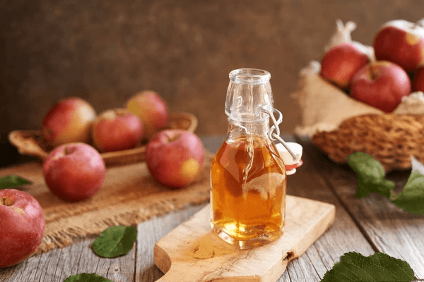 Discover the benefits of apple cider vinegar (ACV) for health, weight loss, digestion, and skincare. Learn how to use ACV effectively, its side effects, and tips on incorporating ACV into your daily routine. Find out how to make apple cider vinegar at home, its role in reducing belly fat, and more.